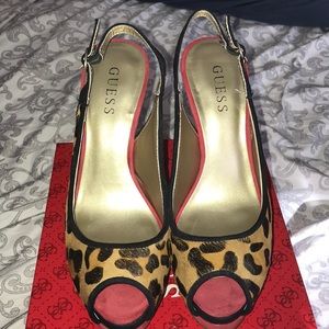 Women’s NIB Guess sling back peep toe platform